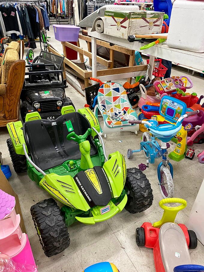 San Antonio’s thrift store treasure hunt