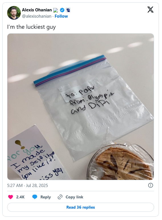 Olympia & Didi’s Sweet Surprise for Papa