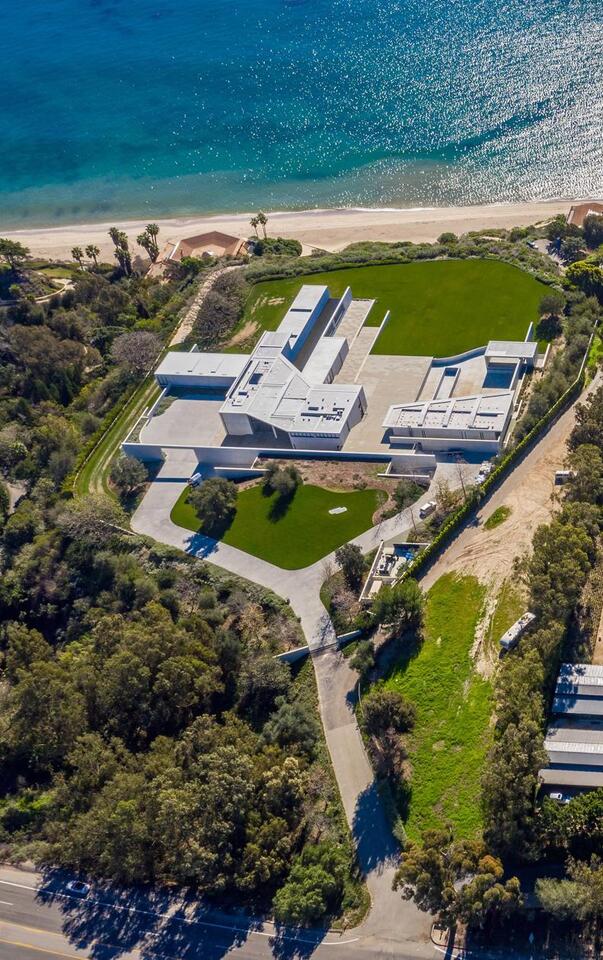 Beyoncé & Jay-Z’s jaw-dropping LA mortgage