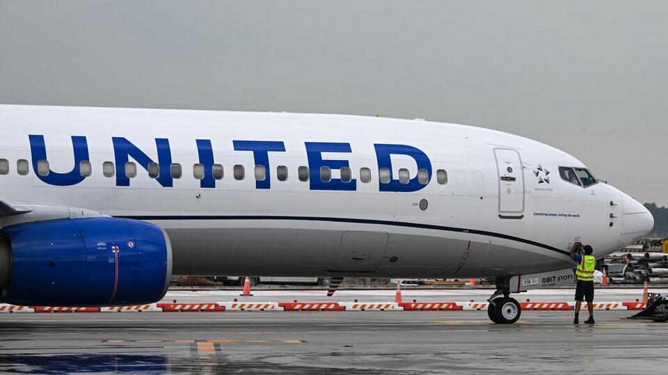 United’s ‘Single Tax’ Is Back—Solo Flyers Pay More!