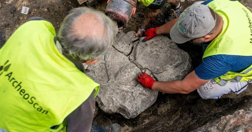 Medieval Knight Found Under Ice Cream Shop?!