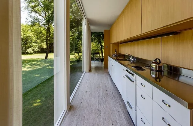 Dream House? Try Glass Sauna from Hell