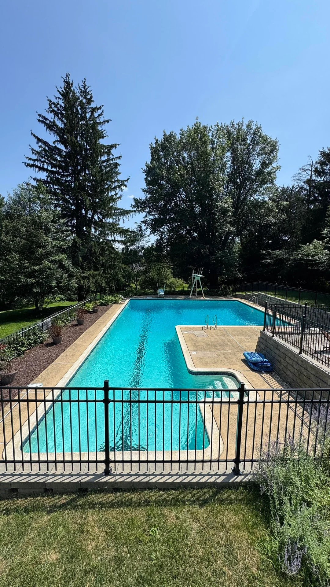 150,000 Gallon Residential Pool 
