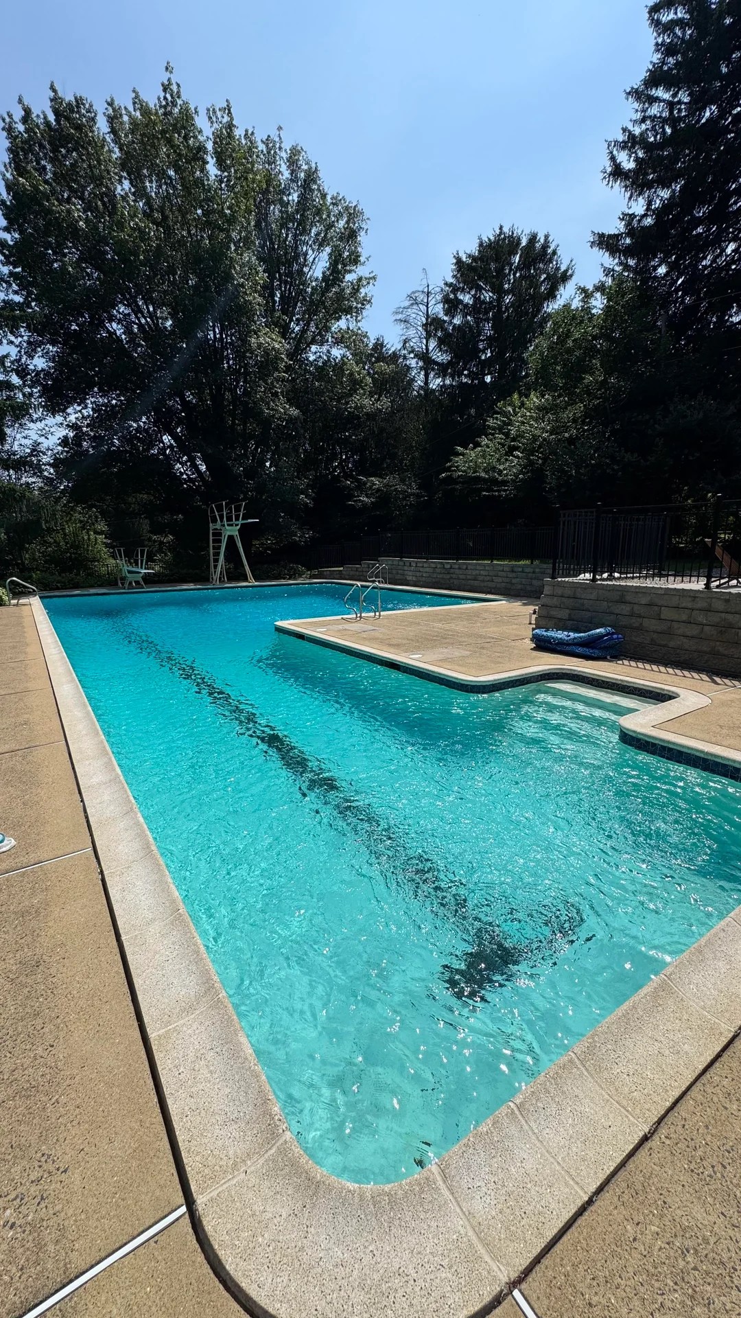 150,000 Gallon Residential Pool 
