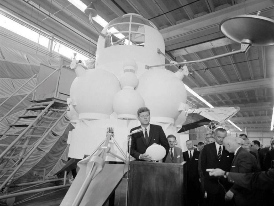 NASA’s Secret 60s Rivalries 👀