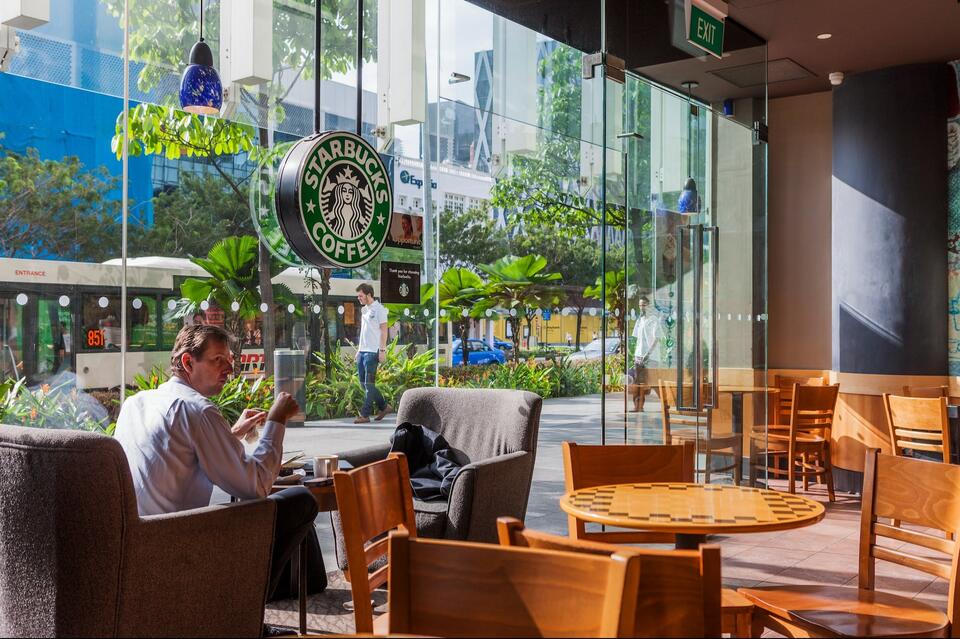 Starbucks Wants to Win You Back With Smiles