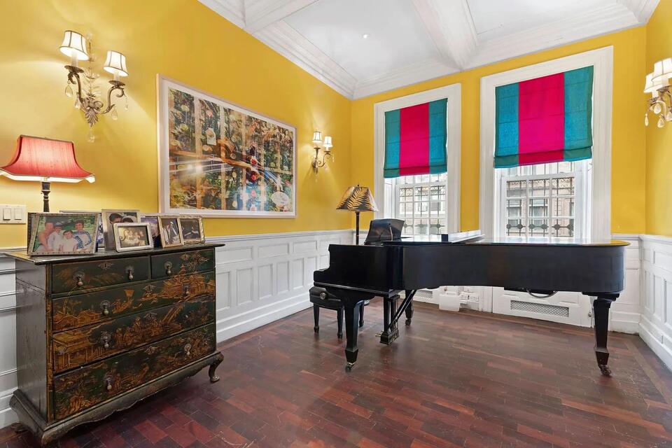Inside Itzhak Perlman’s stunning UWS sale