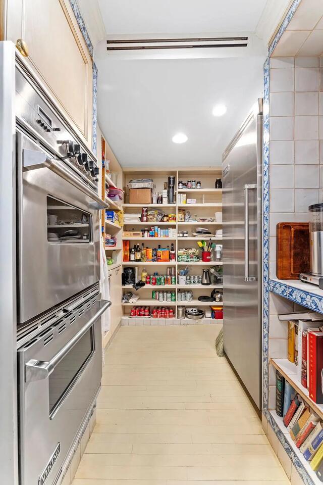 Inside Itzhak Perlman’s stunning UWS sale