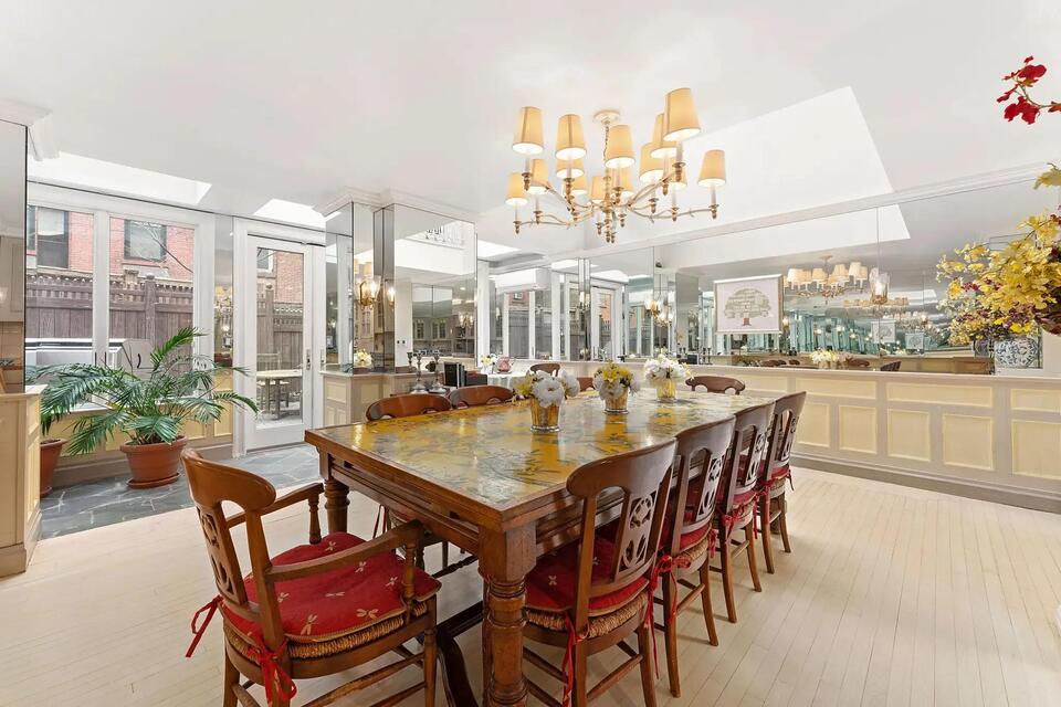Inside Itzhak Perlman’s stunning UWS sale