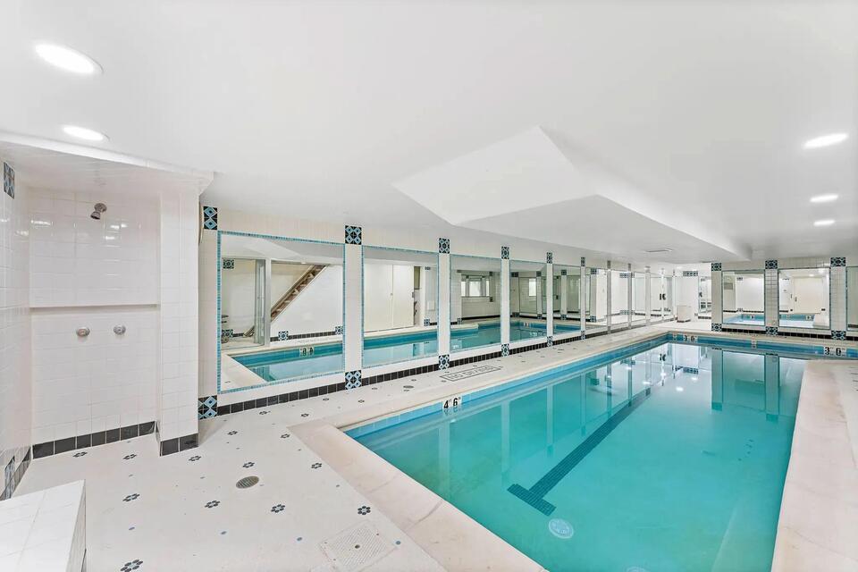 Inside Itzhak Perlman’s stunning UWS sale