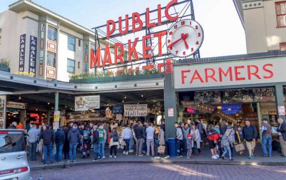 Iconic Spots Locals Now Avoid