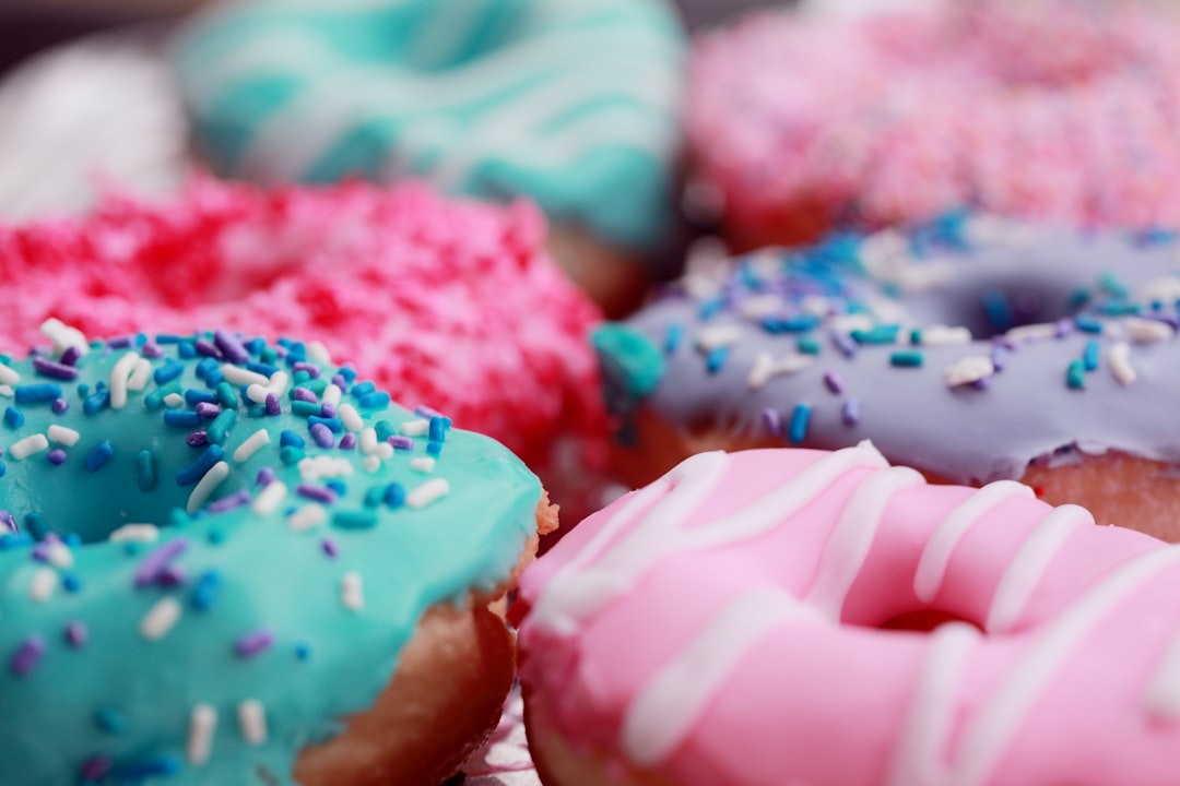 Quick poll: why are cops and donuts tighter than Batman and Robin? 🍩👮‍♂️  