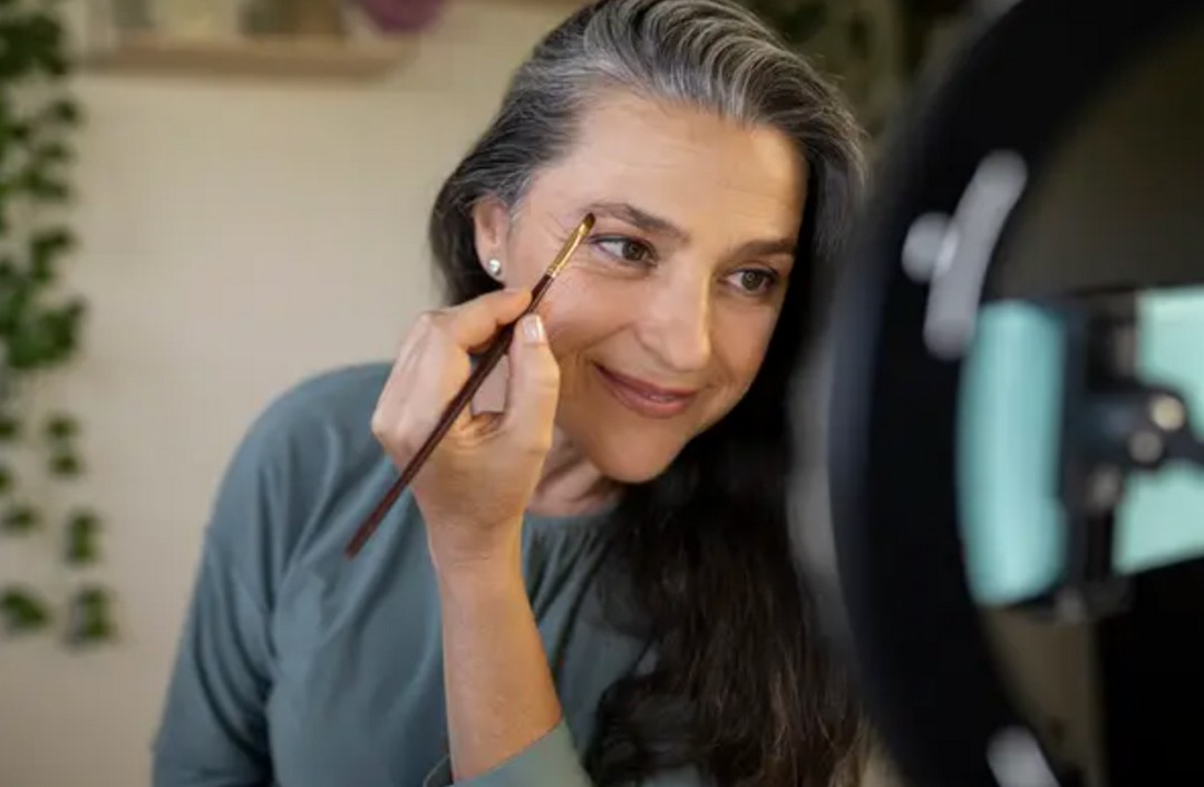 5 Common Makeup Mistakes That Can Make You Look ‘Older’ (And How to Fix Them)💄