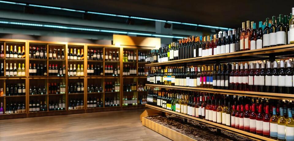 Boston wine shops make national top 10