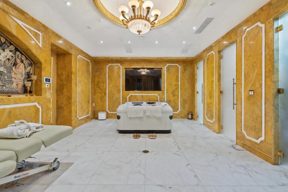 Brooklyn’s $25M palace stuns Bay Ridge