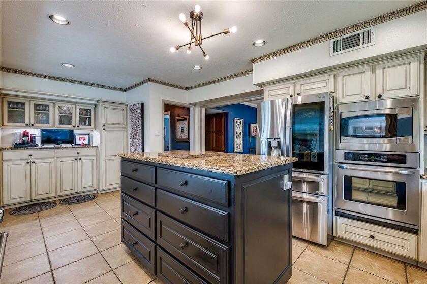Kessler Park’s hidden gem with room to spare