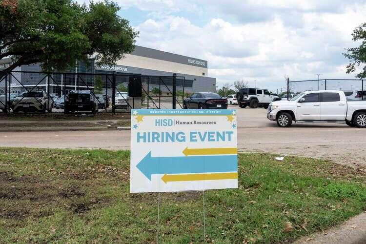 Houston ISD nearly fills all teaching jobs