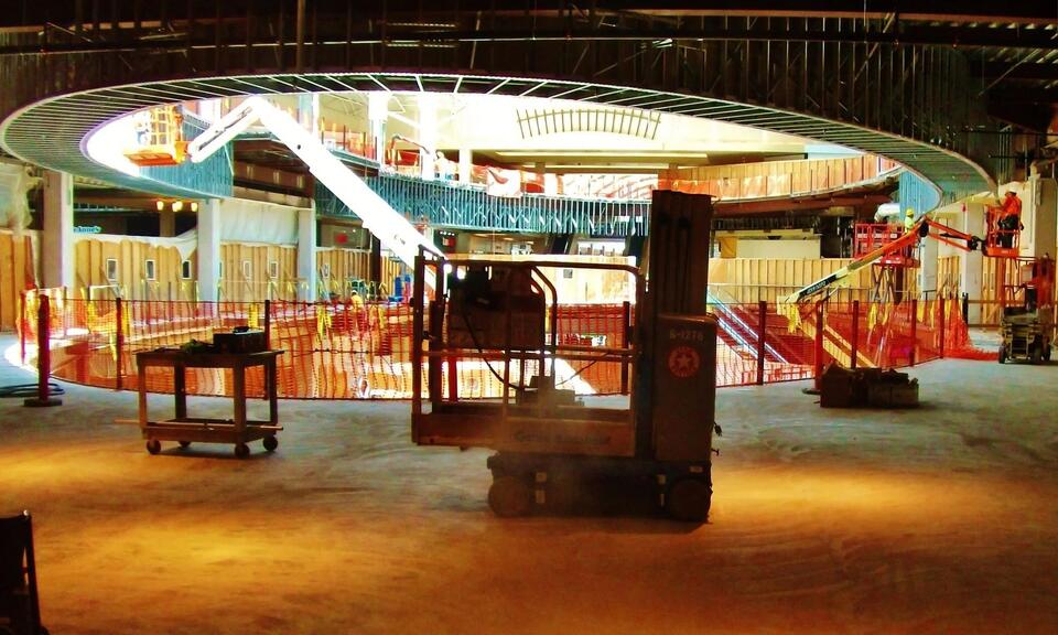 Portland’s Lloyd Center gets a wild new life