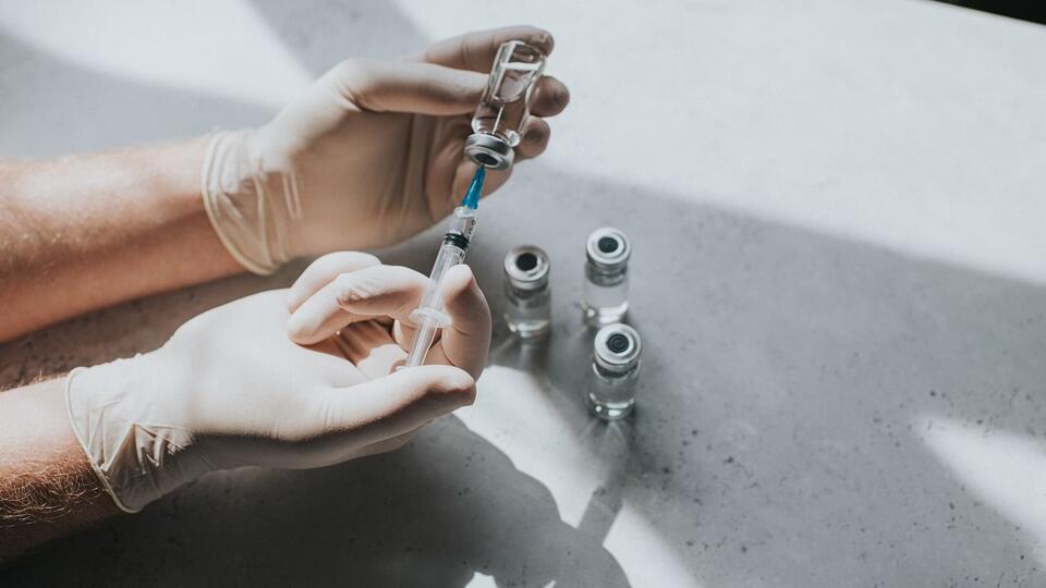 mRNA HIV Vaccine: Early Results Are In!