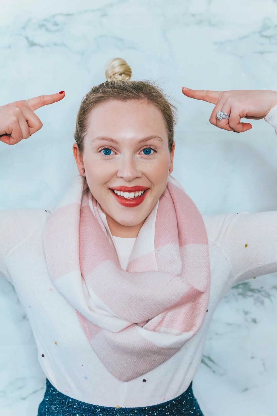 How to Do a Messy Bun With Thin Hair 