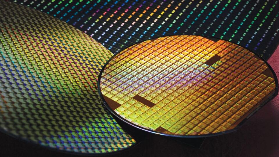 Are Giant Wafers the Future of AI Chips?