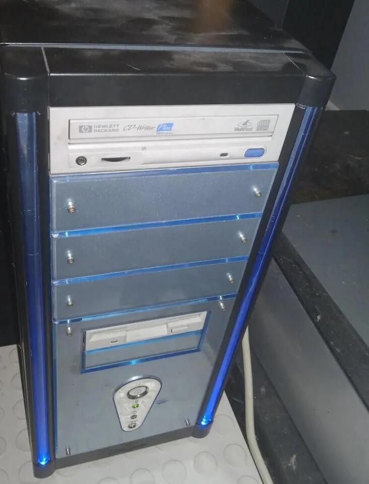 Would You Rescue a Vintage PC?
