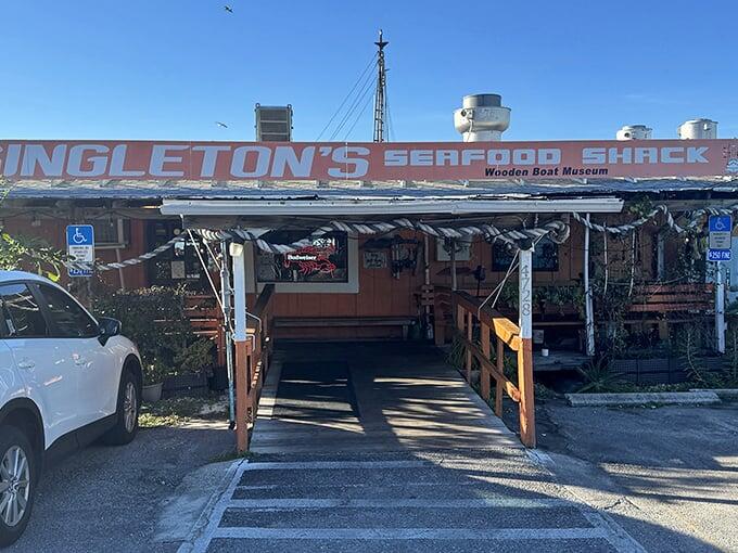 Jacksonville’s fried shrimp worth the road trip