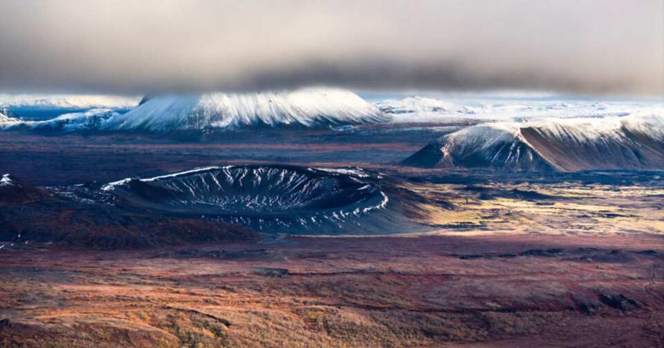 Hidden Volcano Chain Found Under China!
