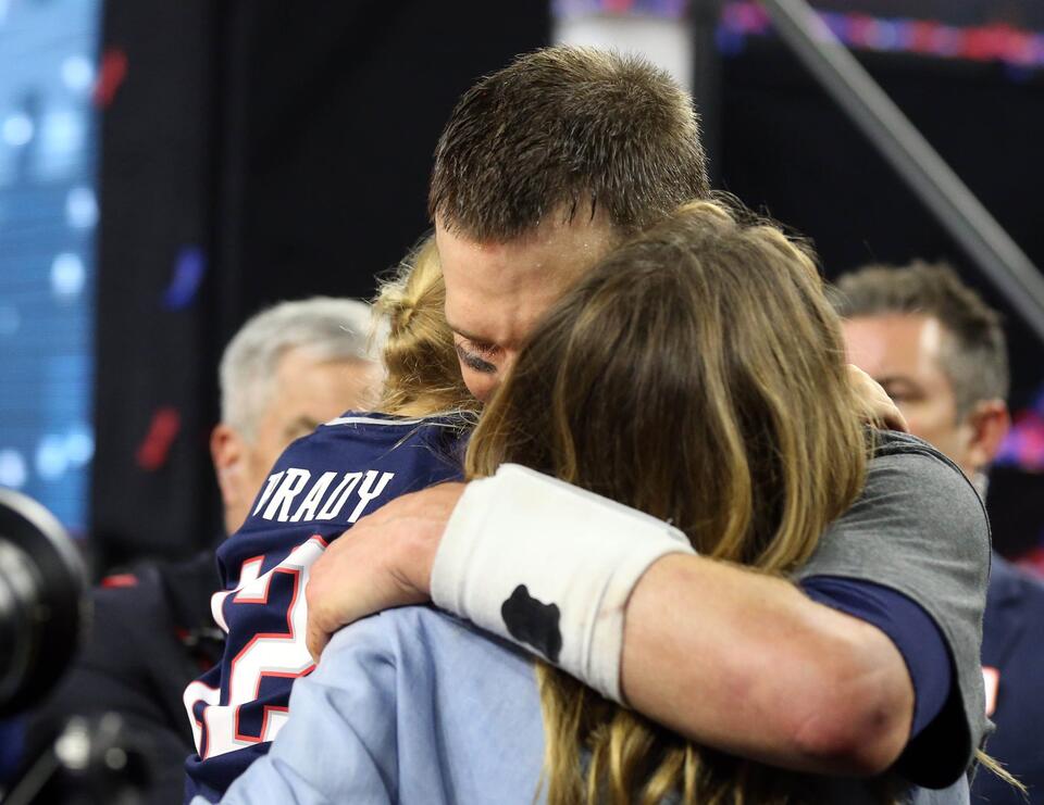 Tom Brady vs Beckham Gift Bag Drama 🎁