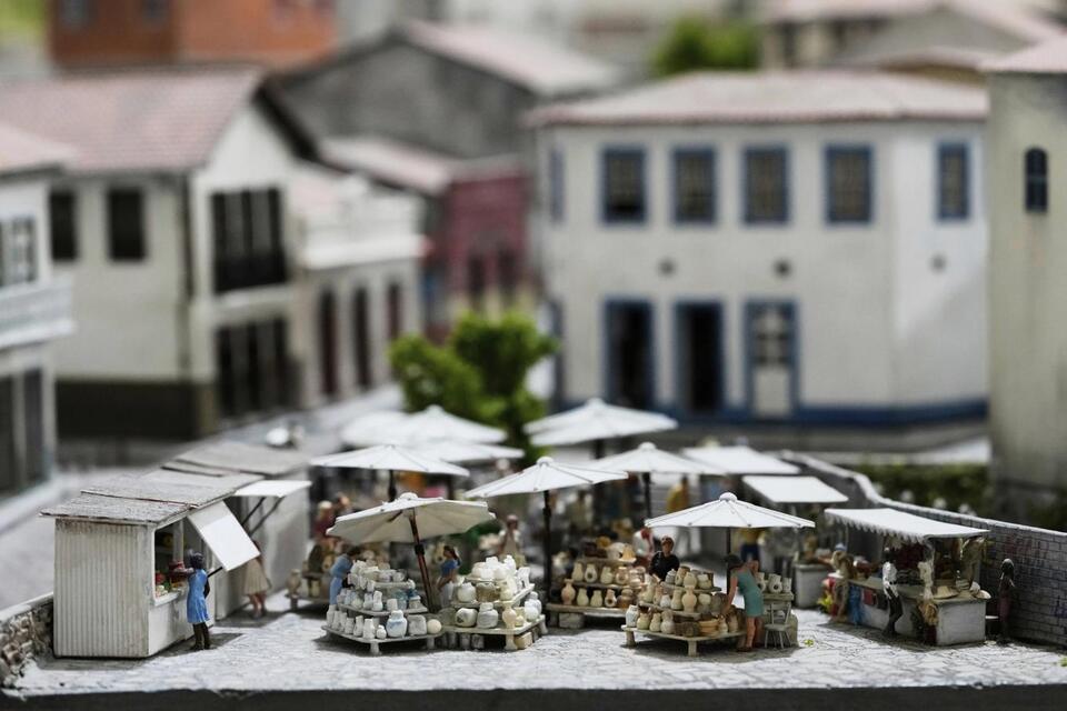 Miniature Drama: Is Wunderland Too Real? 🤔