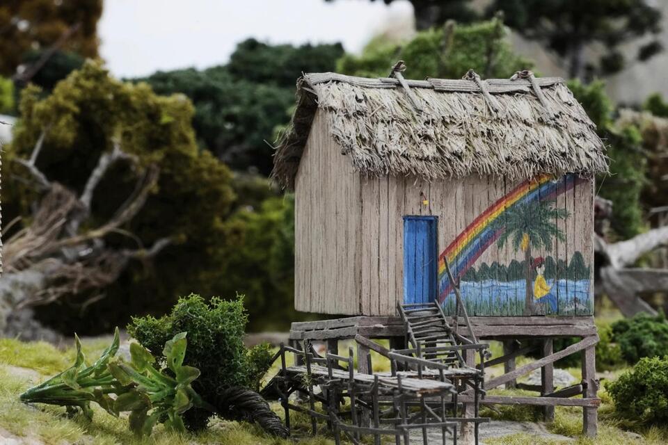 Miniature Drama: Is Wunderland Too Real? 🤔
