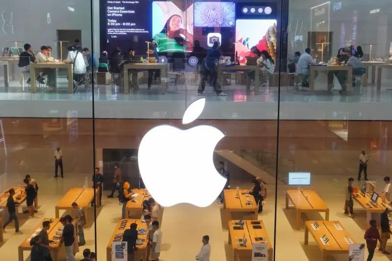 Apple Stock: AI Hopes Brewing After Q3 Buzz