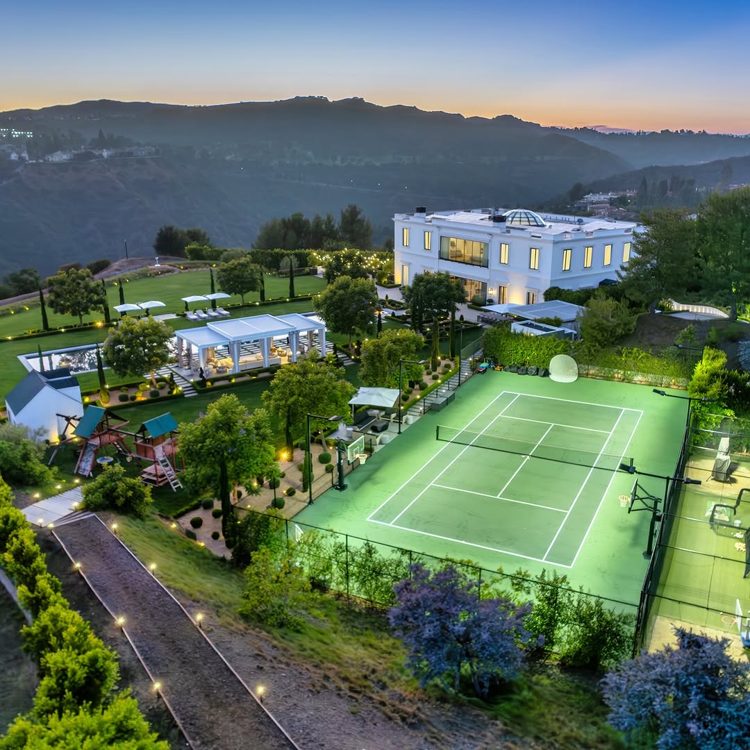 Inside Anthony Davis’ jaw-dropping Bel Air mansion
