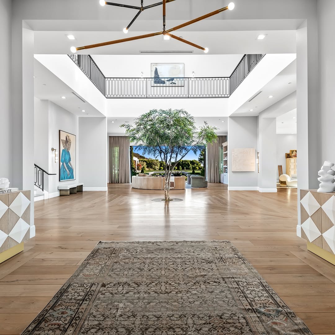 Inside Anthony Davis’ jaw-dropping Bel Air mansion