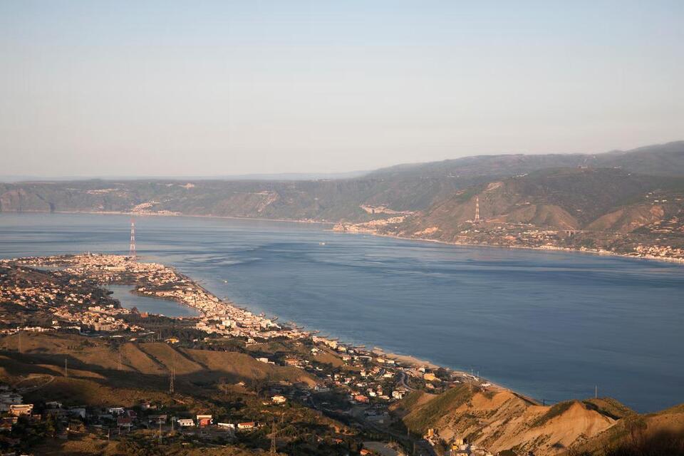 Italy’s Sicily Bridge Dream Is Back On!