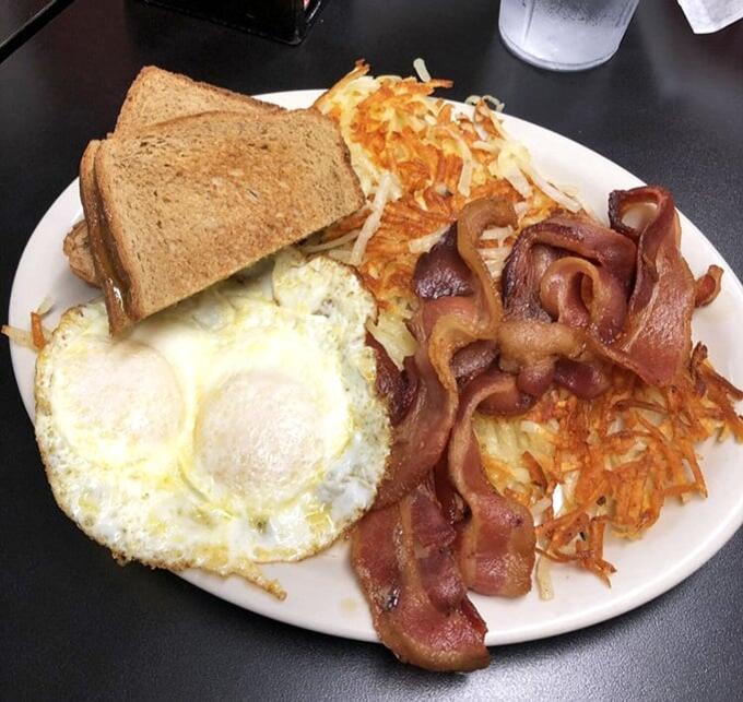 Ann Arbor’s hash brown haven: Fleetwood Diner