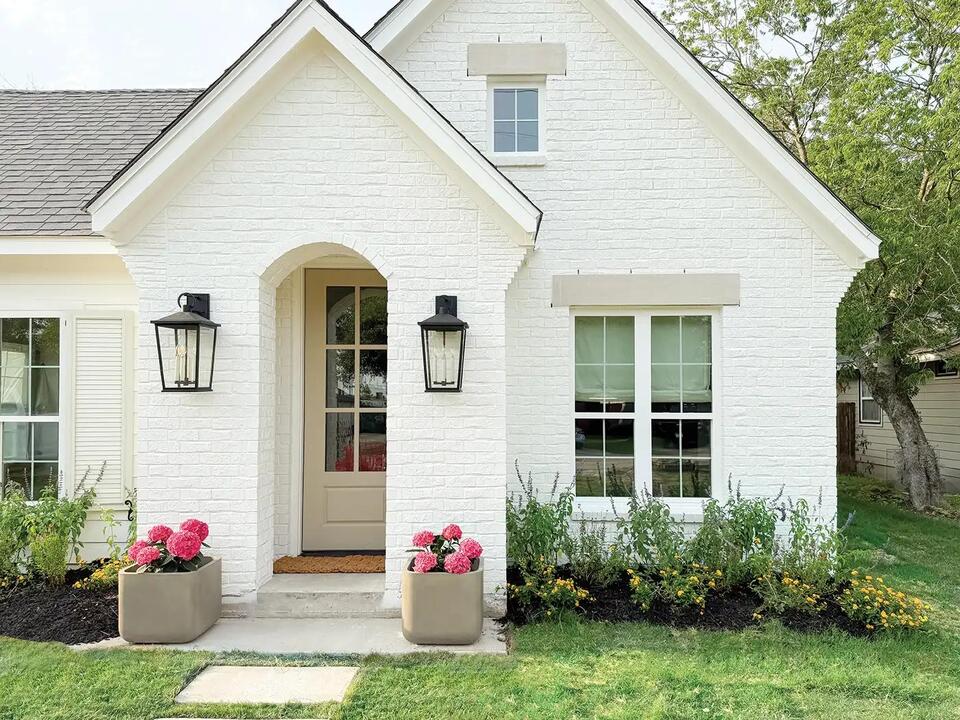 Step inside Austin’s coziest cottage retreat