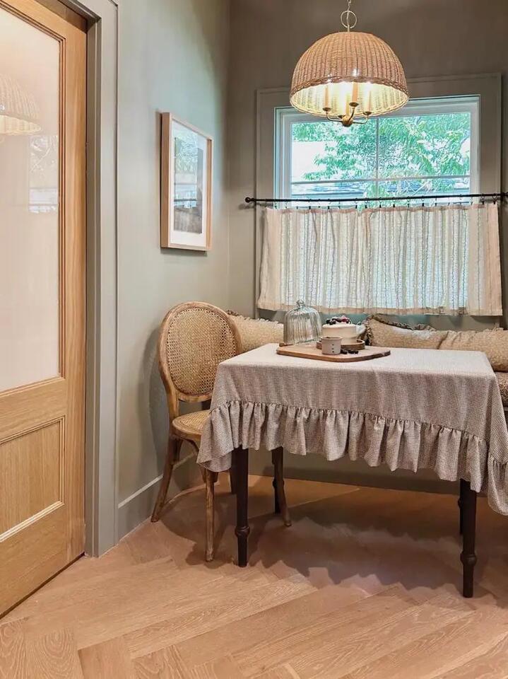 Step inside Austin’s coziest cottage retreat