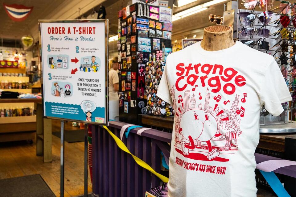 Andersonville’s free ‘F— ICE’ shirts spark buzz