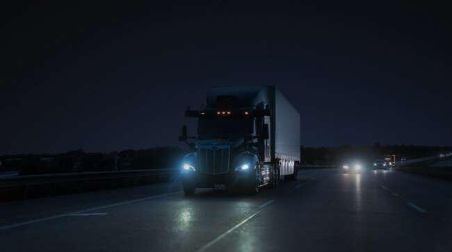 Self-Driving Trucks Are Now Pulling All-Nighters