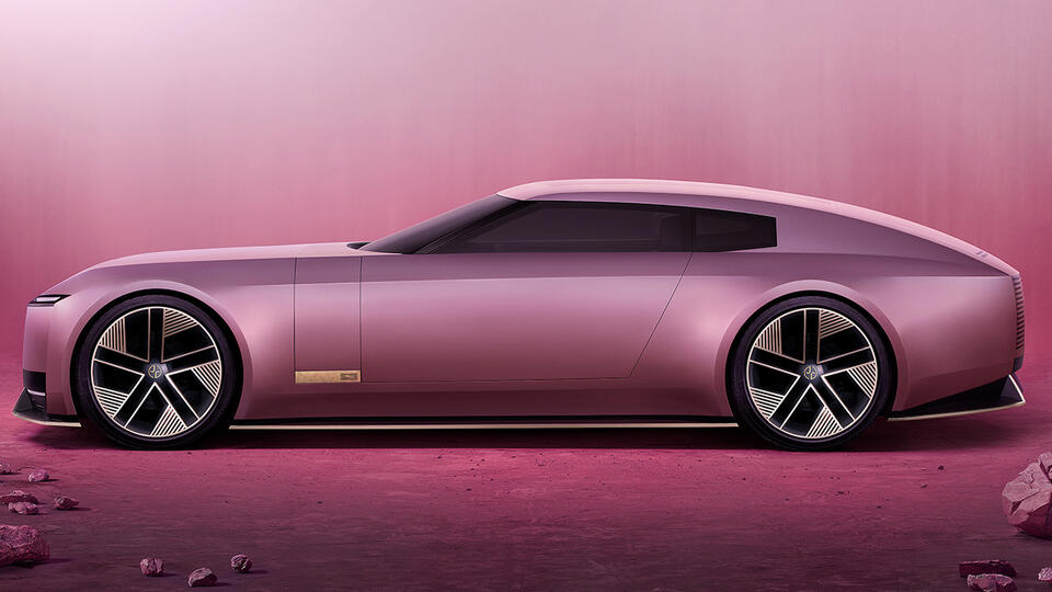 Jaguar’s Bold Ad Backfires: CEO Out!