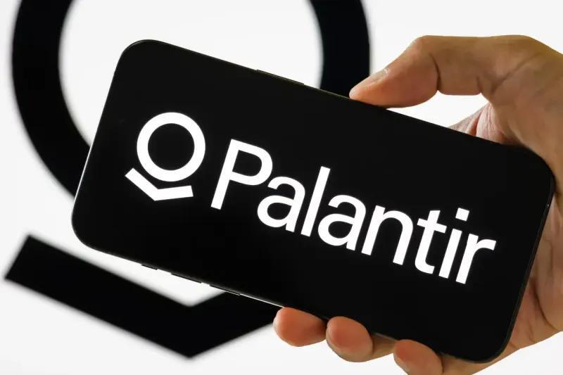Palantir’s $10B Army Deal: Should You Buy the Dip?