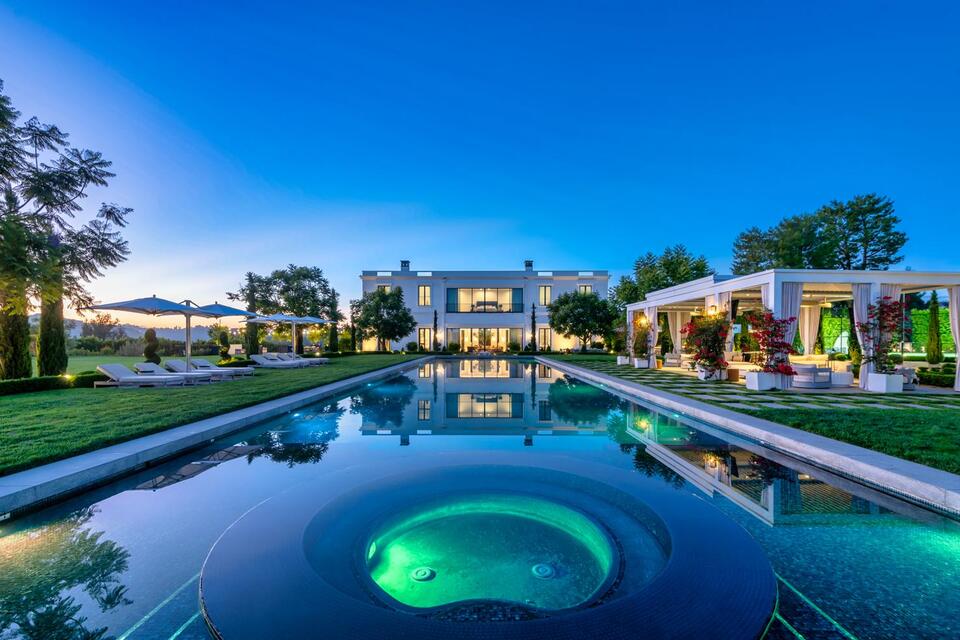 Inside Anthony Davis’ $40M LA mansion sale