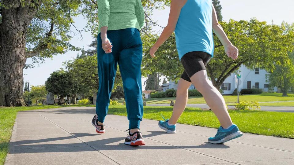 Would You Try the 6-6-6 Walking Trend?