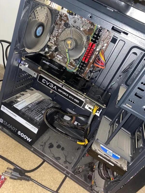 Would You Build a PC From Trash?