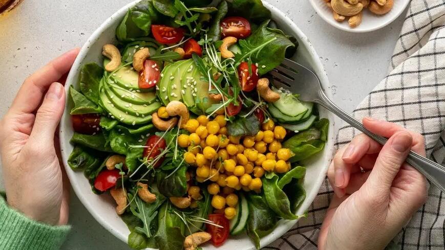 Diets That Slash Diabetes Risk for Everyone