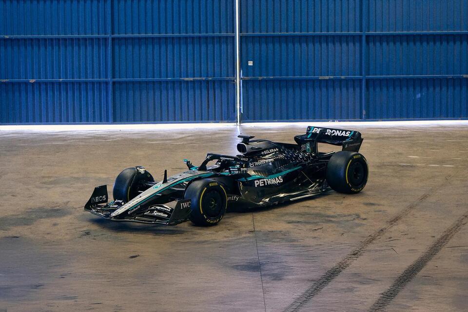 Bad Bunny brings F1 fever to San Juan