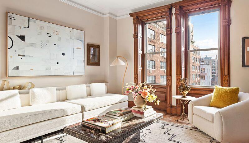 NYC stagers’ top 12 space-boosting tricks