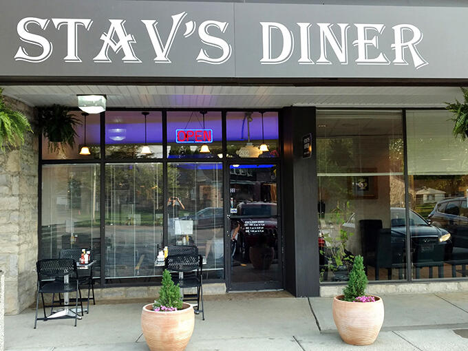 Columbus locals swear by Stav’s biscuits & gravy