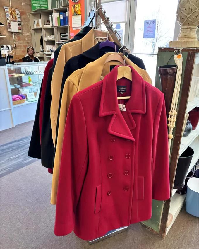 Kansas City’s thrift store treasure hunt